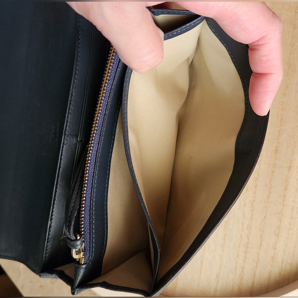 Authentic Chloe wallet - Picture 13 of 16
